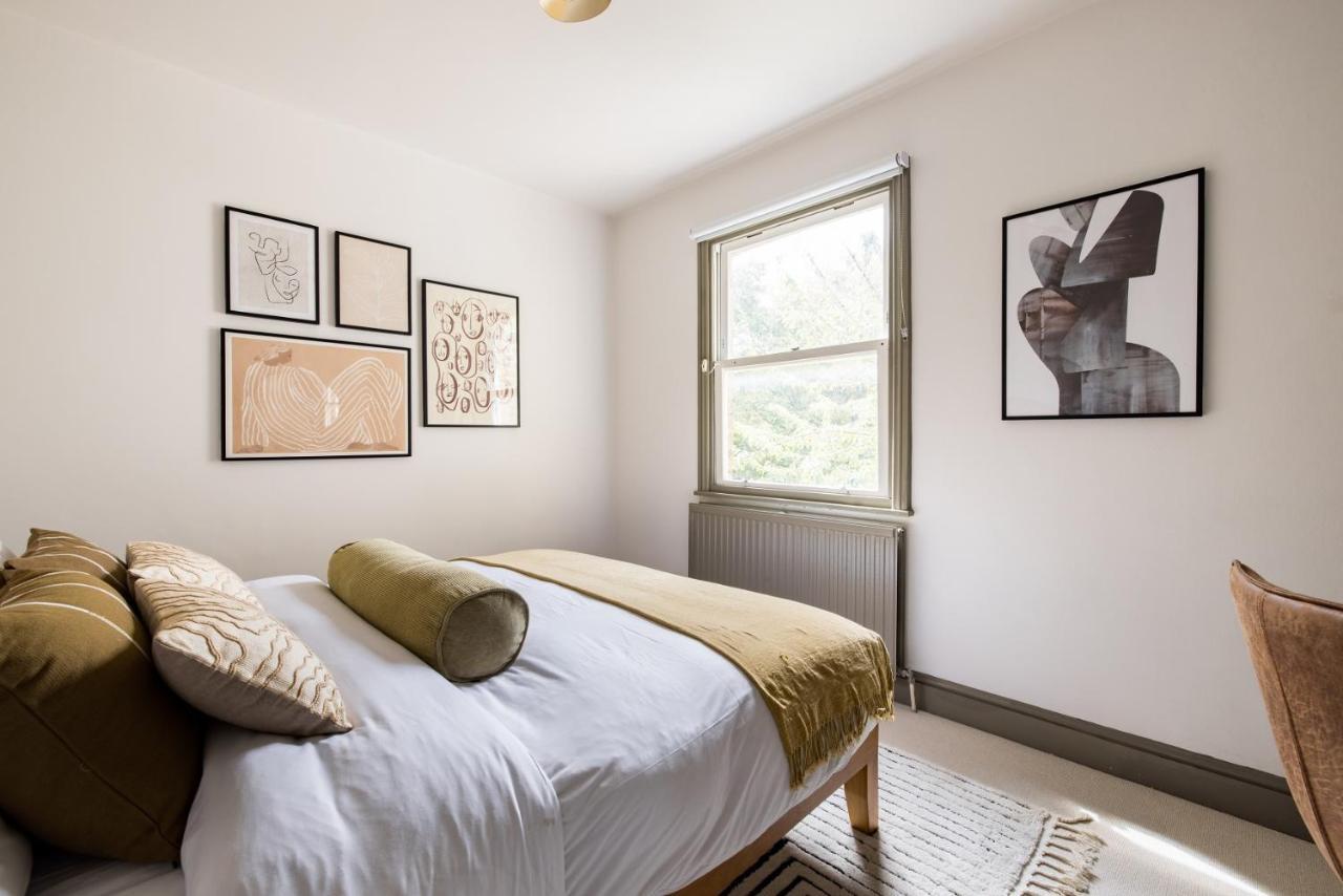 The Kensington And Chelsea Classic - Glamorous 2Bdr Flat Лондон Екстериор снимка