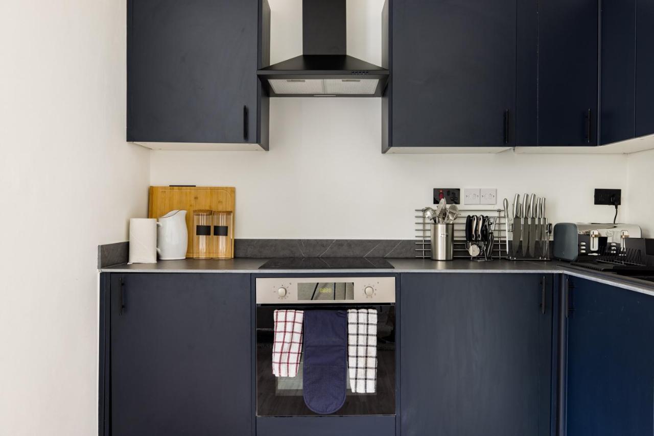 The Kensington And Chelsea Classic - Glamorous 2Bdr Flat Лондон Екстериор снимка