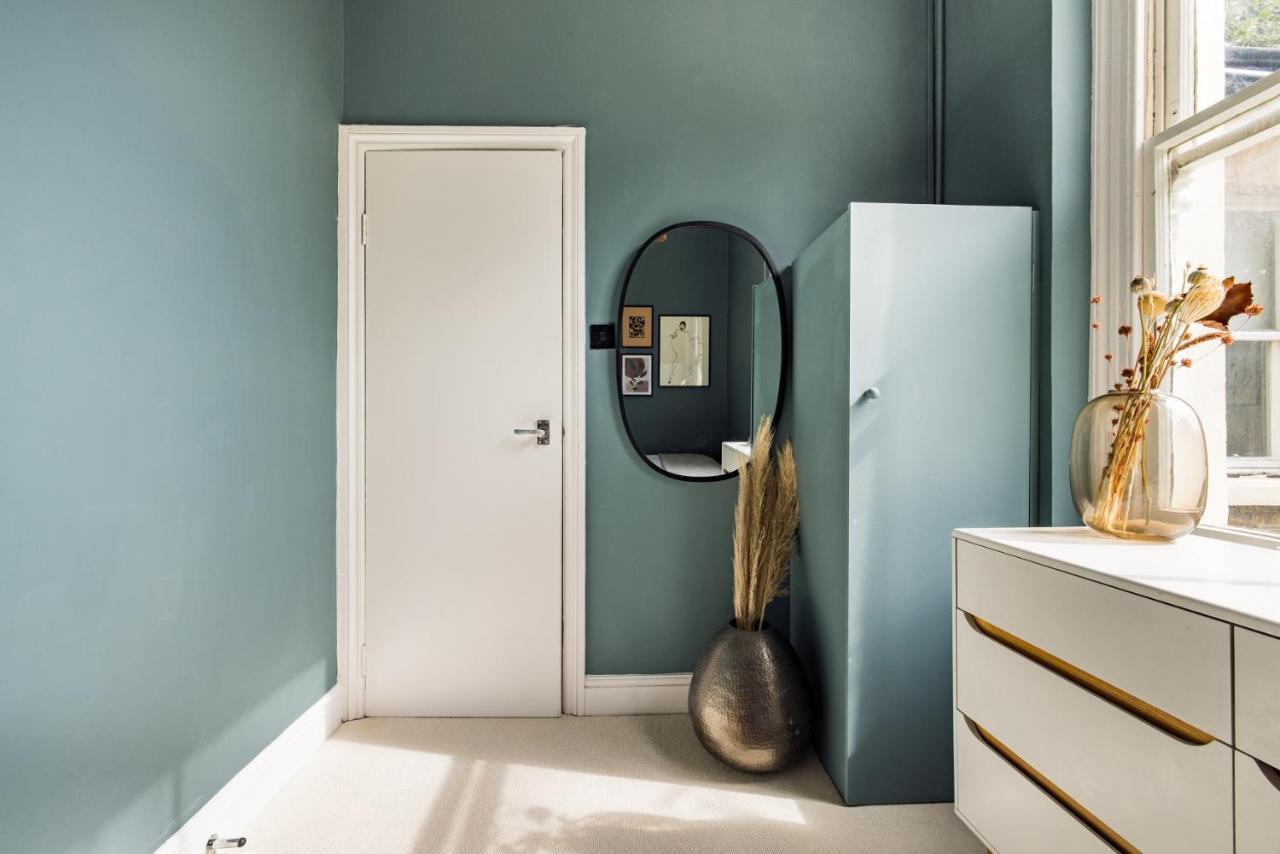 The Kensington And Chelsea Classic - Glamorous 2Bdr Flat Лондон Екстериор снимка